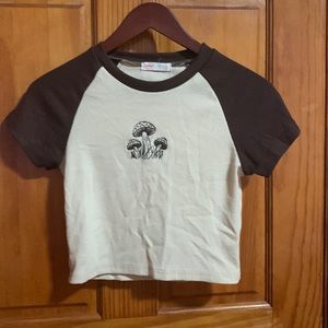 Mushroom Color block Crop Top